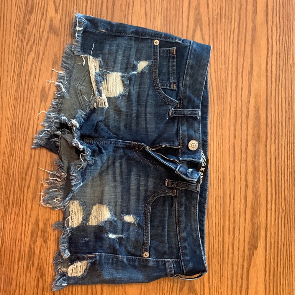 Express Jean shorts size 4